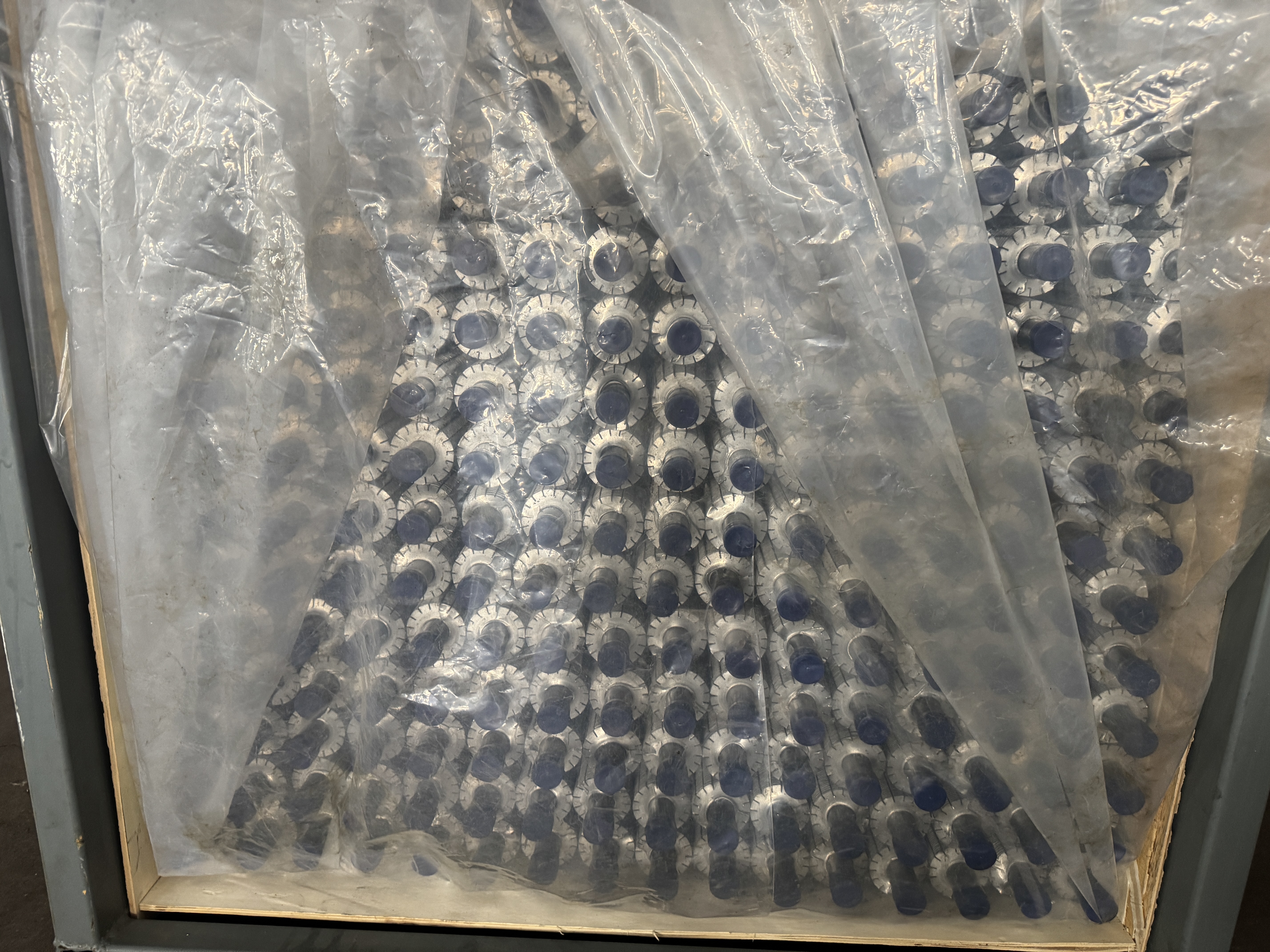 Jüngste Firmenblogs über Eine Reihe unserer zähnenflossenen Schläuche wurde erfolgreich auf den europäischen Markt geliefert.