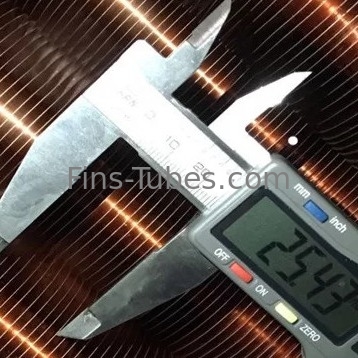 kaufen DELLOK-Art L Spannung wickelte kupfernes Flossen-Rohr des Quadrat-EN10204 ein online manufacture