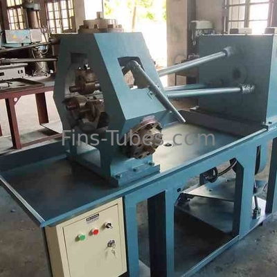 Extrudierte Hochflossenröhrchenmaschine mit CS / SS / AS / Kupfer / Alu / Titanröhren