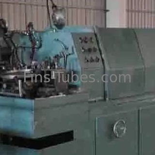 DELLOK-Edelstahl G-Art, die Rohr Finning-Maschine CERT-3,1 schweißt